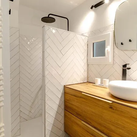 L'oasis 4 Etoiles - Triangle D'or, A 100m Du Lac, Parking Gratuit דירה *