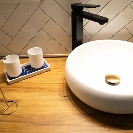 L'oasis 4 Etoiles - Triangle D'or, A 100m Du Lac, Parking Gratuit דירה